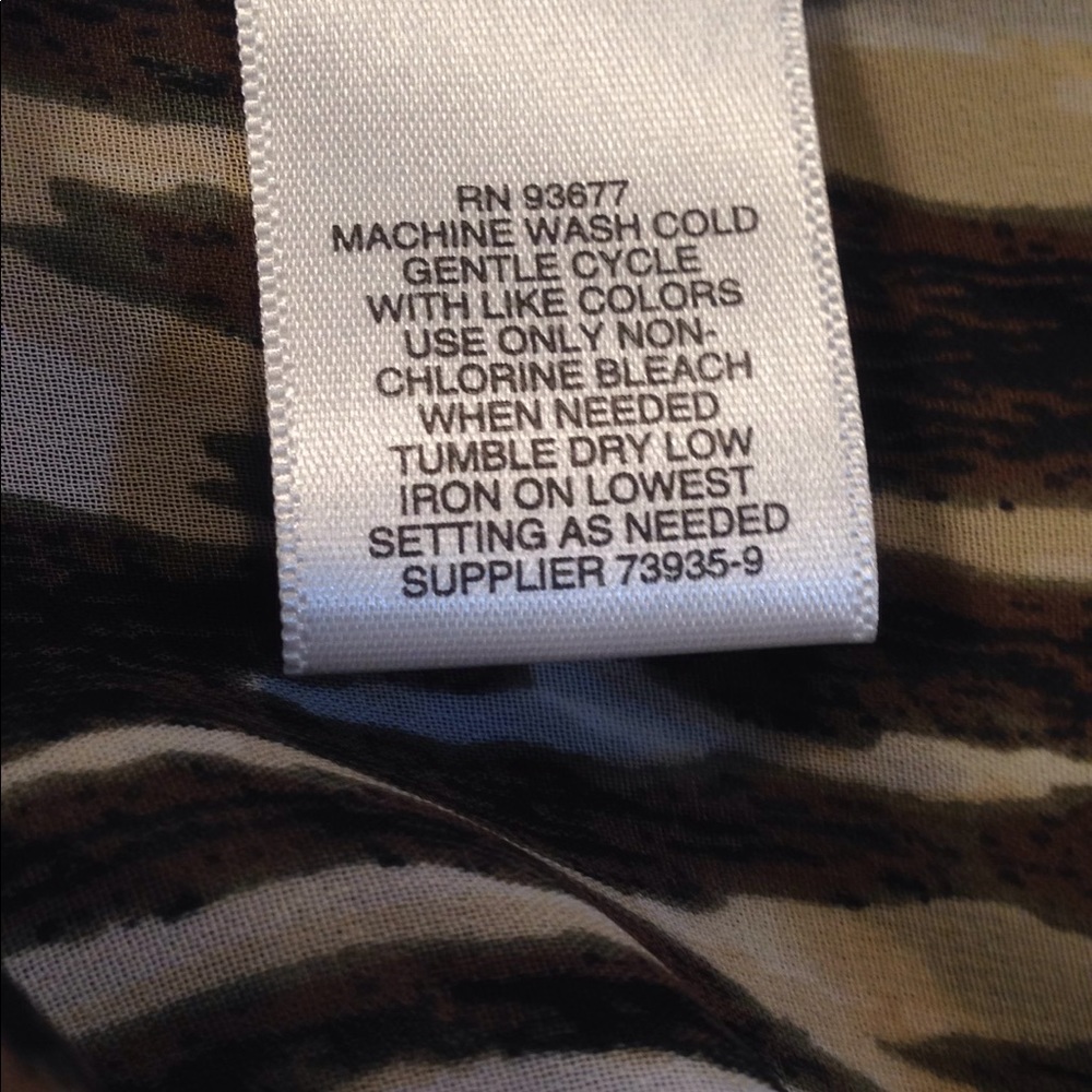 Liz Claiborne Sheer W/Cami Split Neck, PS NWOT - Picture 6 of 7